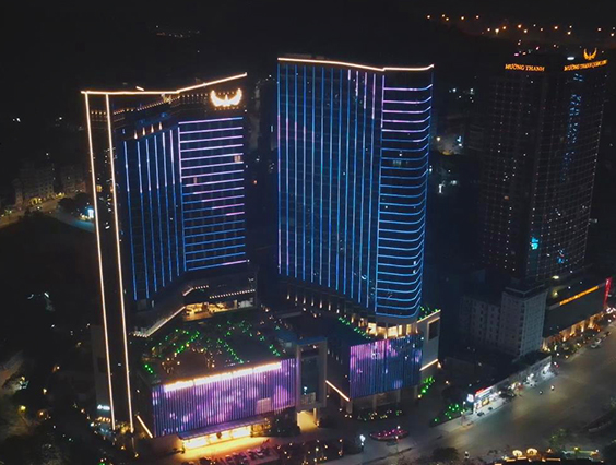 北緯20度的海濱燈光，越南Muong Thanh Ha Long Centre